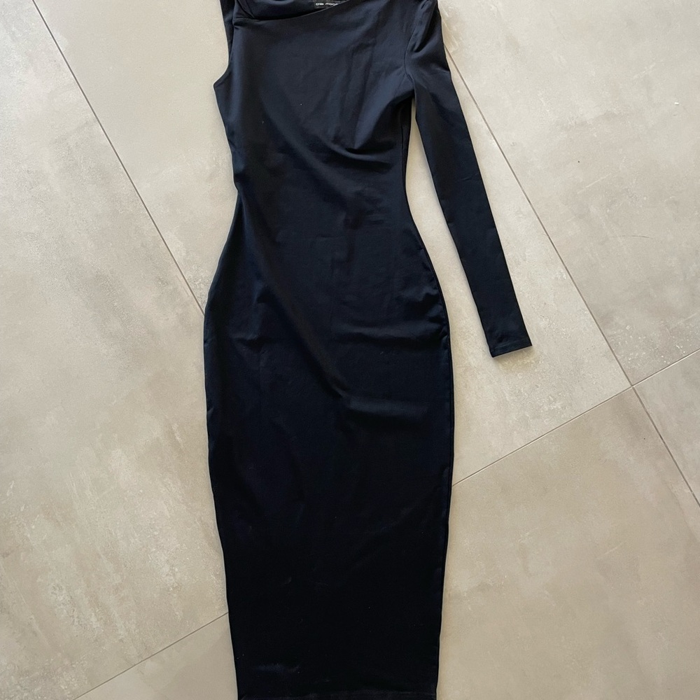 Dai Moda One-Sleeve Black Bodycon Midi Dress – Size Small
